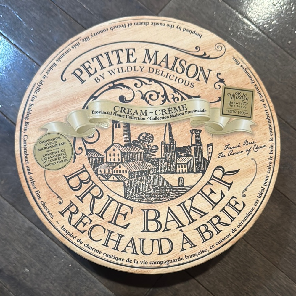 Petite Maison Brie Baker - Cream